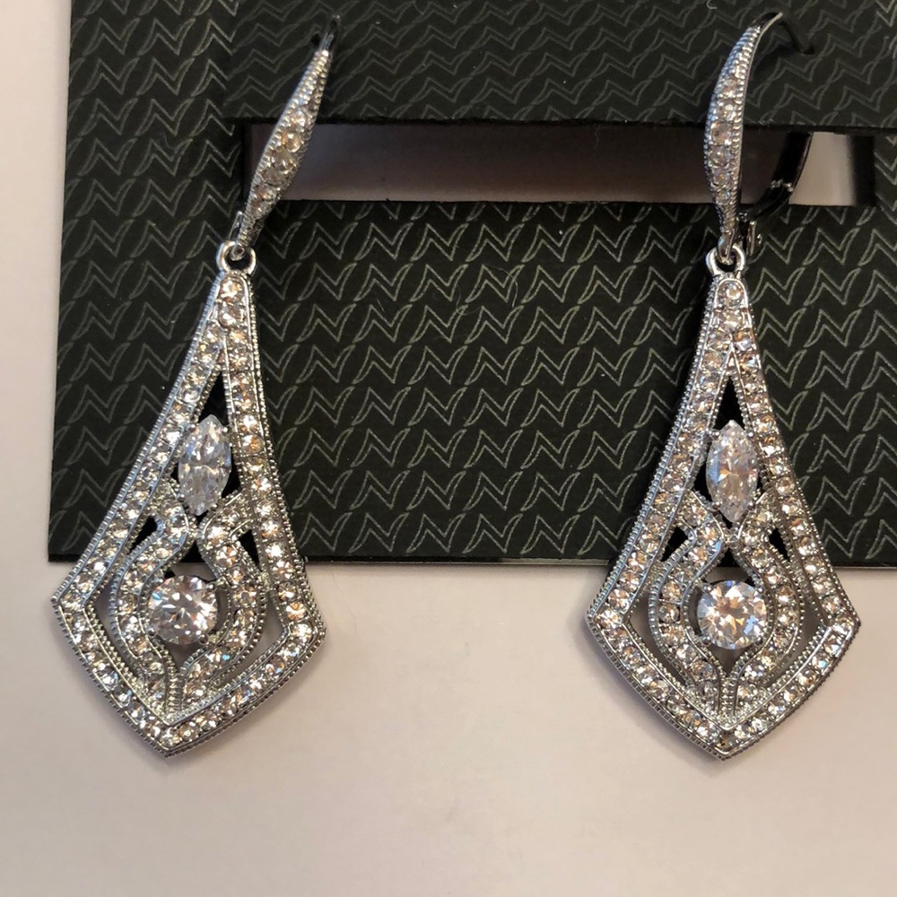 NADRI earrings - Picture 2 of 4